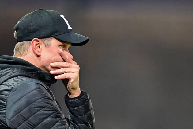 Trainer Sven Bender (Unterhaching) enttäuscht schauend, Enttäuschung, Frustration, disappointed, pessimistisch, Einzelbild, Aktion, Action, 17.10.2025, Unterhaching (Deutschland), Fussball, Regionalliga Bayern, SpVgg Unterhaching - SpVgg Bayreuth