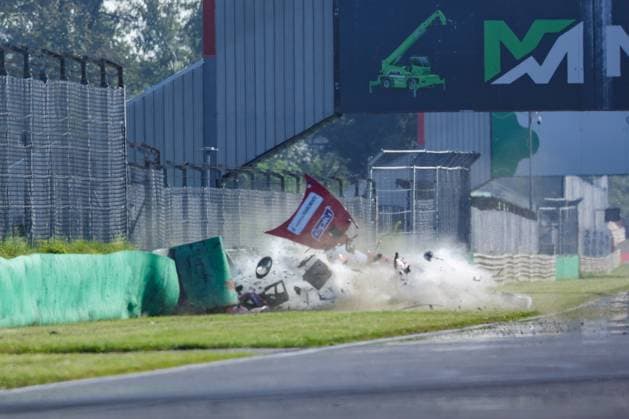 GT CUP EUROPE 2025 Free Practice Riccardo Romagnoli - Crash at Monza Porsche 992 GT3 Cup Autodromo Nazionale Monza on October 17,2025  Copyright: xLucianoxMariaxBisi IPAxSportx xipa-agency.netx xx IPA_66715515 IPA_Agency_IPA66715515