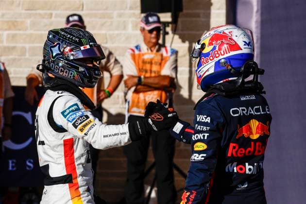 F1 GP of Amerika, Austin, No. 81 Oscar Piastri (AUS), McLaren MCL39, Mercedes, No. 1 Max Verstappen (NED), Red Bull Racing RB21, Honda, Sprint Race Qualifying Austin USA