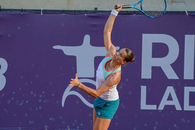 Rio Ladies Open - Quarterfinals - Alice Rame vs Martina Colmegna rio de janeiro (rj), 10 17 2025 - wta125 brazil rioladiesopen rj - player alice rame making a serve during a match valid for the quarterfinals of the rio ladies open 2025 held at techset academy in the city of rio de janeiro, this friday, october 17, 2025. (Foto: Gabby Costa Thenews2 imago images) SPO  Copyright: xGabbyxCostax