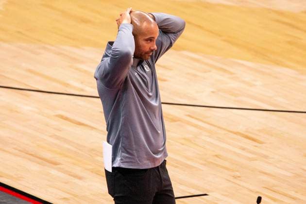 Brooklyn Nets coach Jordi Fernández reacts during an NBA, Basketball Herren, USA game between the Toronto Raptors and Brooklyn Nets at Scotiabank Arena in Toronto, Canada, 17 October 2025. NBA: Toronto Raptors vs Brooklyn Nets !ACHTUNG: NUR REDAKTIONELLE NUTZUNG!  Copyright: xJulioxCesarxRivasx AME9166 20251018-55018259476_1