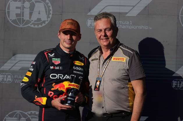 F1 Grand Prix Of United States - Sprint Qualifying Max Verstappen accepts his first place award after Sprint Qualifying ahead of the Formula 1 MSC Cruises United States Grand Prix at Circuit of the Americas in Austin, Texas, U.S.A., on October 17, 2025. Austin, Texas Texas United States  Copyright: xReginaldxMathalonex originalFilename:mathalone-notitle251017_npz2D.jpg