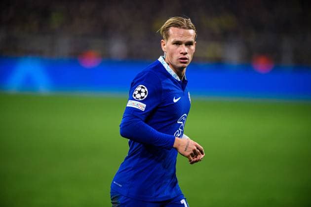DORTMUND, GERMANY - 15.02.23: Mykhailo Mudryk. The match of match UEFA Champion League Borussia Dortmund vs FC Chelsea at SIGNAL IDUNA PARK  Copyright: xVitaliixKliuievx