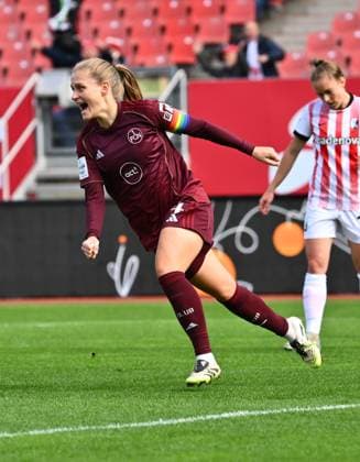 17.10.2025 - Fussball - Saison 2025 2026 - 1. Google Pixel Frauen Bundesliga - 07. Spieltag: 1. FC Nürnberg FCN ( Club Clubfrauen ) - SC Freiburg - Sportfoto Zink - xwoxzix - Torjubel Jubel Freude nach Treffer Tor Torschuß zum 1:0 durch Luisa Guttenberger (4, 1. FC Nürnberg FCN )
