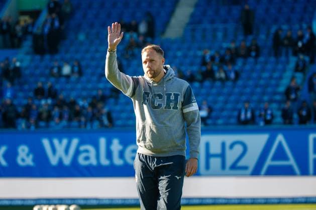 Trainer Daniel Brinkmann (Rostock) ; GER, FC Hansa Rostock vs. SV Wehen-Wiesbaden, Fußball, Männer, 3. Liga, 11.Spieltag, Spielzeit 2025 2026,18.10.2025 Rostock Ostseestadion Mecklenburg - Vorpommern Deutschland