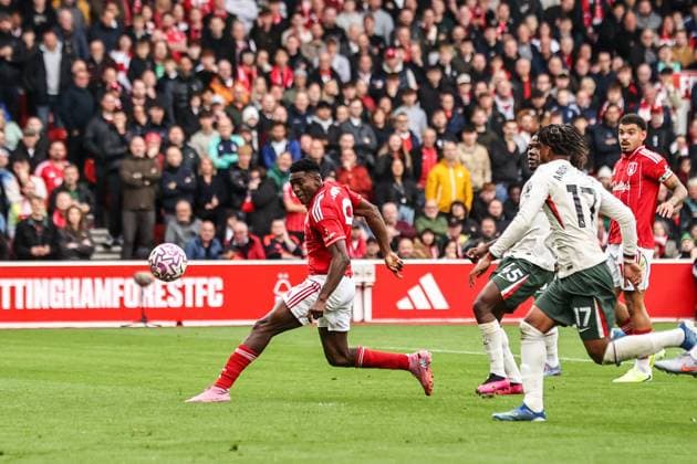 Premier League Nottingham Forest v Chelsea Taiwo Awoniyi of Nottingham Forest misses a shot from a free kick during the Premier League match Nottingham Forest vs Chelsea at City Ground, Nottingham, United Kingdom, 18th October 2025 (Photo by Alfie Cosgrove News Images) Nottingham City Ground Nottinghamshire United Kingdom Copyright: xAlfiexCosgrove NewsxImagesx