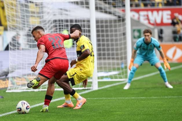 3. Liga; Alemannia Aachen - FC Ingolstadt 04; Torchance verpasst Marcel Costly (22, FCI) Nadjombe Pierre (29 AA) Torwart Olschowsky Jan (1 AA) 3. Liga - FC Ingolstadt 04 Saison 2025 2026 Alemannia Aachen