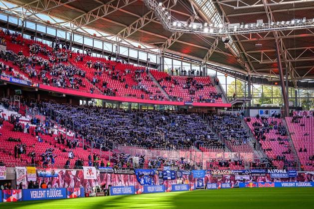 Fußball I Herren I Saison 2025-2026 I Bundesliga I 7. Spieltag I RB Leipzig - Hamburger SV I 18.10.2025 Die Fans vom Hamburger SV Leipzig Red Bull Arena Sachsen Deutschland Copyright: xLobecax xHenningxRohlfsx