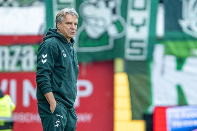 Horst Steffen (SV Werder Bremen, Chef-Trainer), GER, 1. FC Heidenheim vs. Werder Bremen, Fussball, Bundesliga, 7. Spieltag, Spielzeit 2025 2026, 18.10.2025, DFL DFB REGULATIONS PROHIBIT ANY USE OF PHOTOGRAPHS AS IMAGE SEQUENCES AND OR QUASI-VIDEO, GER, 1. FC Heidenheim vs. Werder Bremen, Fussball, Bundesliga, 7. Spieltag, Spielzeit 2025 2026, 18.10.2025 Heidenheim Copyright: xEibner-Pressefotox EP_EER