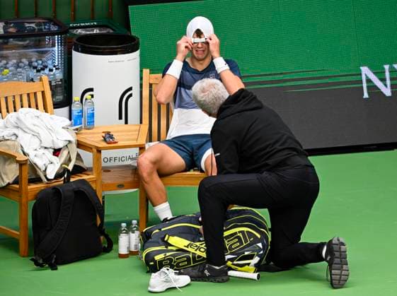 Denmark s Holger Rune injures his foot during the semifinal match against France s Ugo Humbert and leaves on a walkover during the BNP Paribas Nordic Open tennis tournament at the Royal Swedish Tennis Hall in Stockholm, Sweden, Saturday, Oct. 18, 2025. STOCKHOLM SWEDEN x10040x