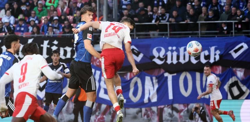 RB Leipzig - Hamburg Bundesliga Leipzig, 18.10.2025, Red Bull Arena, Fußball, 1.Bundesliga, 7.Spieltag , RB Leipzig vs. Hamburger SV, Im Bild: Tor für RB Leipzig. Christoph Baumgartner (14, RB Leipzig)trifft zum 1:0. , Nur zur redaktionellen Nutzung. Only editorial use. , DFL DFB regulations prohibit any use of photographs as image sequences and or quasi-video. ,