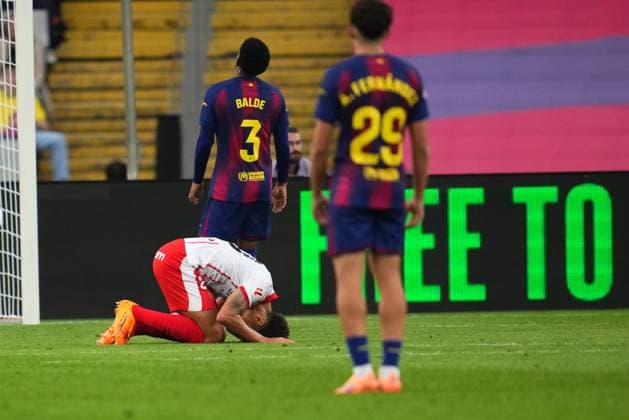 during the La Liga EA Sports match between FC Barcelona, Barca and Girona FC played at Lluis Companys Stadium on October 18 2025 in Barcelona, Spain. (Photo by Bagu Blanco PRESSIN) Copyright: xBaguxBlancox xPRESSINx