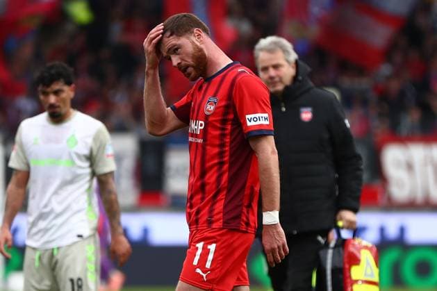 18.10.2025, xmohx, Fussball 1.Bundesliga, 1.FC Heidenheim - SV Werder Bremen v.l. Budu Zivzivadze (1.FC Heidenheim) Enttäuscht, traurig, frustriert (DFL DFB REGULATIONS PROHIBIT ANY USE OF PHOTOGRAPHS as IMAGE SEQUENCES and or QUASI-VIDEO) Heidenheim
