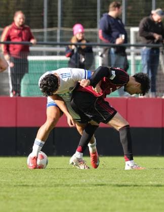 18.10.2025 - Fussball - Saison 2025 2026 - Regionalliga Bayern - 14. Spieltag: 1. FC Nürnberg FCN II ( Club ) - SV Viktoria Aschaffenburg - DaMa - xdaxmax - Nino Cassaniti (18, SV Viktoria Aschaffenburg ) Nizar Üstel Uestel (21, 1. FC Nürnberg FCN II )