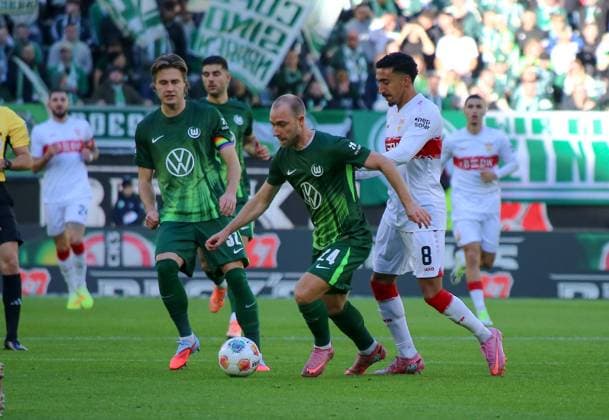 Deutschland: Bundesliga 2025 26, 7. Spieltag - VfL Wolfsburg vs VfB Stuttgart - Volkswagen Arena (Wolfsburg): Christian Eriksen (VfL Wolfsburg, 24) Copyright: xAymanxAlahmedx