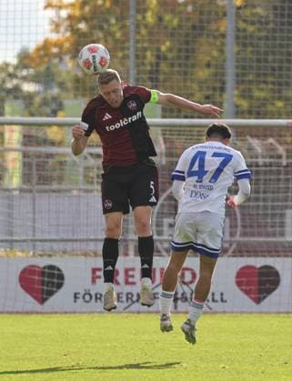 18.10.2025 - Fussball - Saison 2025 2026 - Regionalliga Bayern - 14. Spieltag: 1. FC Nürnberg FCN II ( Club ) - SV Viktoria Aschaffenburg - DaMa - xdaxmax - Fabian Menig (5, 1. FC Nürnberg FCN II ) Othmane Elidrissi Errahhali (47, SV Viktoria Aschaffenburg )