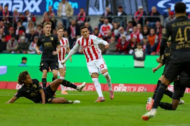 Köln, Deutschland, 18.10.25: Said El Mala (1. FC Köln) erzielt das Tor zum 1:1 waehrend des Spiels der 1. Bundesliga zwischen 1. FC Köln vs FC Augsburg im RheinEnergieStadion Köln RheinEnergieStadion North Rhine-Westphalia Germany Copyright: xBrauer-Fotoagenturx xAdrianxSchlx