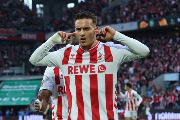 GER, 1.FBL, 1. FC Koeln vs. FC Augsburg 18.10.2025, Rheinenergie Stadion, Koeln, GER, 1.FBL, 1. FC Koeln vs. FC Augsburg, im Bild: Torjubel Jubel Jubellauf, Said El Mala (FC Koeln 13), 1:1