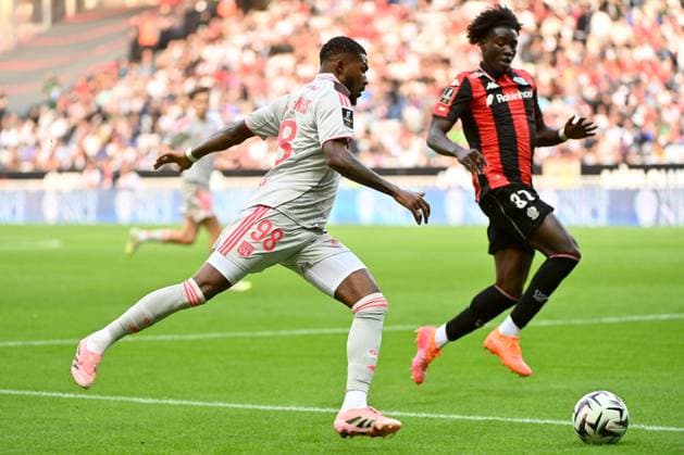 OGC Nice v Olympique Lyonnais - Ligue 1 McDonald s 2025 2026 98 Ainsley MAITLAND NILES (ol) during the Ligue 1 McDonald s match between Nice and Lyon at Allianz Riviera on October 18, 2025 in Nice, France. Nice France  Copyright: xFEPx 776348160