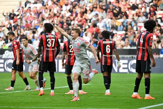 OGC Nice v Olympique Lyonnais - Ligue 1 McDonald s 2025 2026 07 Adam KARABEC (ol) during the Ligue 1 McDonald s match between Nice and Lyon at Allianz Riviera on October 18, 2025 in Nice, France. Nice France  Copyright: xFEPx 776348160