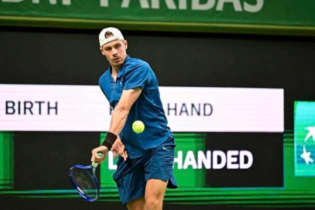 STOCKHOLM, SVERIGE 20251018 Kanadas Denis Shapovalov möter Norges Casper Ruud i semifinal under tennisturneringen BNP Paribas Nordic Open i Kungliga tennishallen. STOCKHOLM SVERIGE x10658x