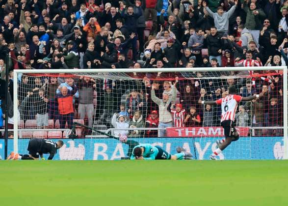 Sunderland v Wolverhampton Wanderers Premier League Ldislav Krejci of Wolverhampton Wanderers (middle) scores an own goal for Sunderland second goal during the Premier League match at the Stadium of Light, Sunderland UK Newspapers OUT Copyright: xFredxPalmerx FIL-22368-0179