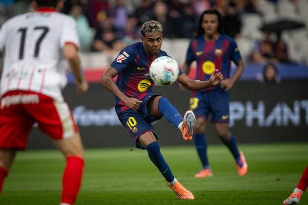 Lamine Yamal FC Barcelona, Barca in action during a La Liga EA Sports match between FC Barcelona and Girona FC at Estadi Olimpic Lluis Companys in Barcelona, , Spain, on October 18 2025. Photo by Felipe Mondino Copyright: x@FELIPExMONDINOx