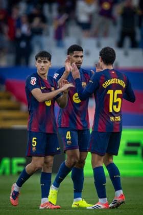 Pau Cubarsi FC Barcelona, Barca , Ronald Araujo (FC Barcelona) and Andreas Christensen (FC Barcelona) are celebrate during a La Liga EA Sports match between FC Barcelona and Girona FC at Estadi Olimpic Lluis Companys in Barcelona, , Spain, on October 18 2025. Photo by Felipe Mondino Copyright: x@FELIPExMONDINOx