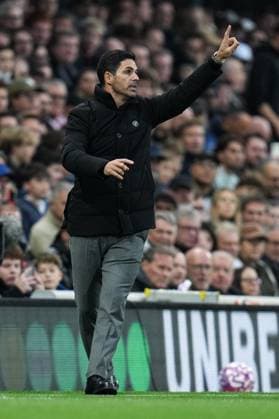 Premier League Fulham v Arsenal Mikel Arteta manager of Arsenal during the Premier League match Fulham vs Arsenal at Craven Cottage, London, United Kingdom, 18th October 2025 (Photo by Harvey Murphy News Images) Copyright: xHarveyxMurphy NewsxImagesx