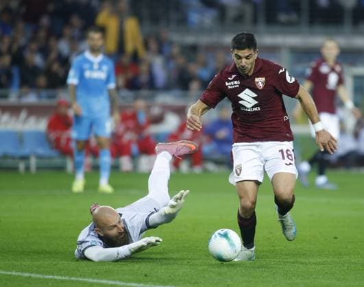 Giovanni Simeone of Torino FC scoring a goal during the Italian serie A, 2025-2026 season, football match between Torino FC and SSC Napoli on 18 October 2025 at Stadio Olimpico Grande Torino, Turin, Italy. Photo Nderim Kaceli  Copyright: xNderimxKaceli IPAxSportx xipa-agency.netx xx IPA_66748686 IPA_Agency_IPA66748686