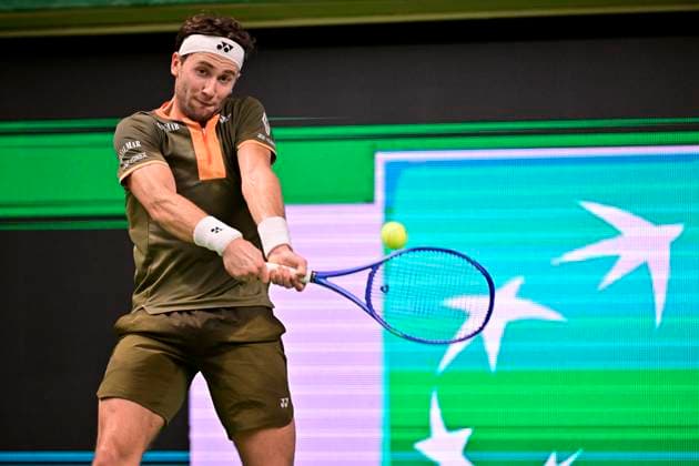 Norway s Casper Ruud against Canada s Denis Shapovalov in the semifinals of the BNP Paribas Nordic Open tennis tournament at the Royal Swedish Tennis Hall in Stockholm, Sweden, Saturday, Oct. 18, 2025. STOCKHOLM SWEDEN x10658x