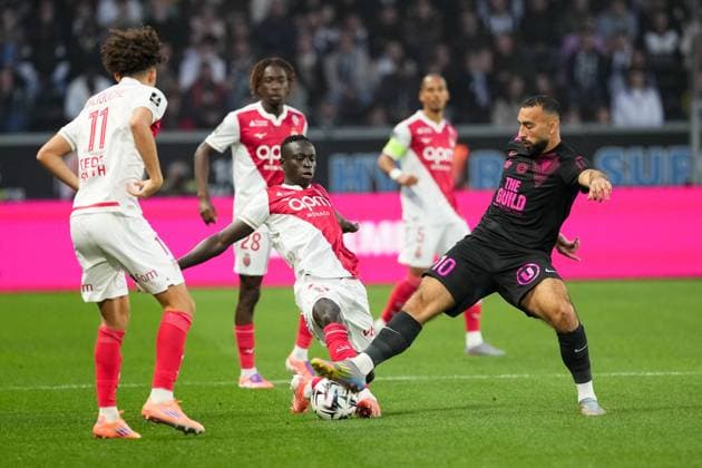 Angers SCO v AS Monaco - Ligue 1 McDonald s 2025 2026 27 Krepin DIATTA (asm) - 10 Himad ABDELLI (sco) during the Ligue 1 McDonald s match between Angers and Monaco at Stade Raymond Kopa on October 18, 2025 in Angers, France. Angers France  Copyright: xFEPx 776348164