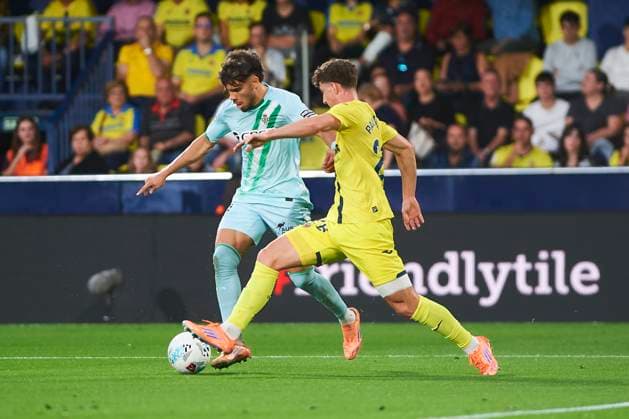 Ez Abde (Real Betis) during the LaLiga EA Sports match between Villarreal CF and Real Betis at Estadio de la Ceramica on October 18, 2025 in Villarreal, Spain. (Photo by Maria Jose Segovia DeFodi Images) Ez Abde Real Betis during the LaLiga EA Sports match between Villarreal CF and Real Betis at Estadio de la Ceramica on October 18, 2025 in Villarreal, Spain Photo by Maria Jose Segovia DeFodi Images