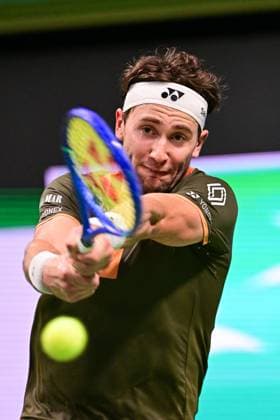 Norway s Casper Ruud against Canada s Denis Shapovalov in the semifinals of the BNP Paribas Nordic Open tennis tournament at the Royal Swedish Tennis Hall in Stockholm, Sweden, Saturday, Oct. 18, 2025. STOCKHOLM SWEDEN x10658x