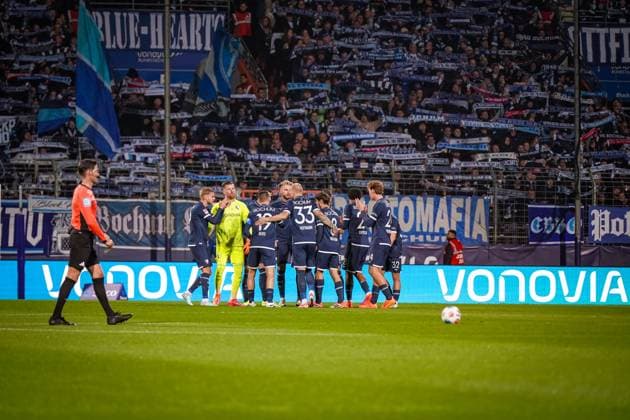 Deutschland: Fussball 2. Bundesliga 2025 26, 9. Spieltag - VfL Bochum vs Hertha BSC Berlin - Vonovia Ruhrstadion (Bochum): Bochumer Team Bochum Nordrhein-Westfalen Deutschland
