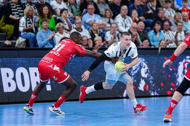 -91mtm-, Elias Ellefsen a Skipagotu (THW Kiel, 71) GER, THW Kiel vs. MT Melsungen, Handball, 1. Bundesliga, Spieltag 09, Saison 2025 2026, 18.10.2025 GER, THW Kiel vs. MT Melsungen, Handball, 1. Bundesliga, Spieltag 09, Saison 2025 2026, 18.10.2025 Kiel Copyright: xEibner-Pressefoto MarcelxvonxFehrnx EP_MFN