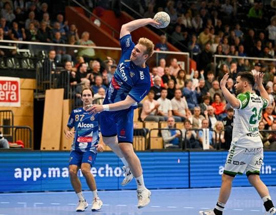 18.10.2025, xpsx, Handball 2. Bundesliga, TV Großwallstadt - HC Oppenweiler-Backnang v.l. Florian Gempp (Grosswallstadt) Elsenfeld Bayern Deutschland (DEU)