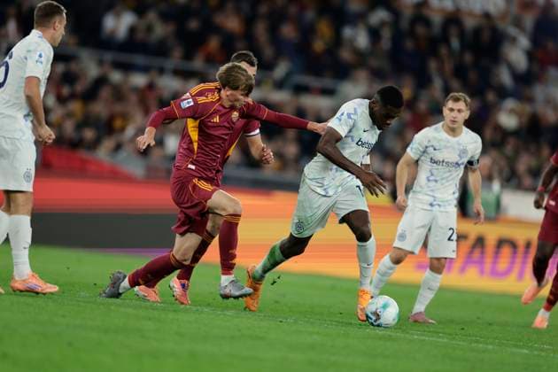 Serie a football match AS Roma vs Inter during the Serie A football match between AS Roma vs Inter at the Olimpico Stadium in Rome, Italy on October 18, 2025. _BPH8029 Copyright: xAntonioxBalascox