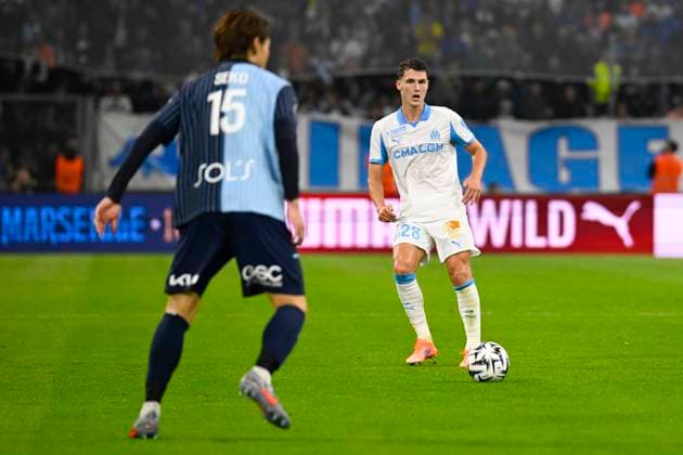 FOOTBALL : Olympique de Marseille VS Le Havre AC - Ligue 1 McDonald s - 18 10 2025 Benjamin Pavard (OM) - Ligue 1 McDonald™s match between Olympique de Marseille and Le Havre Athletic Club on October 18, 2025 at the Orange VÃ lodrome Stadium in Marseille. MarseilleFrance  Copyright: xWilliamxCannarellax
