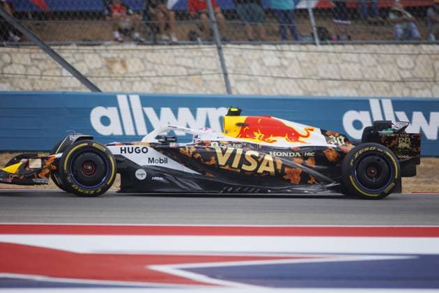 Formula 1 United States Grand Prix - Sprint AUSTIN, USA - OCTOBER 18: Liam Lawson (30) competes in the United States Grand Prix sprint race at the Circuit of the Americas in Austin, Texas on October 18, 2025. Jorge Salgado Anadolu Texas United States. Editorial use only. Please get in touch for any other usage.  Copyright: x2025xAnadoluxJorgexSalgadox