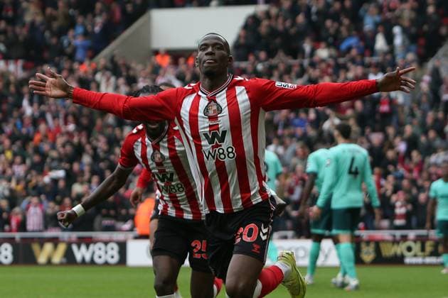 Sunderland v Wolverhampton Wanderers - Premier League Nordi Mukiele of Sunderland celebrates his first goal during the Premier League match between Sunderland and Wolverhampton Wanderers at the Stadium of Light in Sunderland, England, on October 18, 2025. Sunderland Tyne and Wear United Kingdom  Copyright: xMIxNewsx originalFilename:fletcher-sunderla251018_npvfZ.jpg