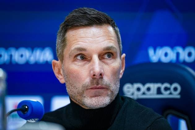 Deutschland: Fussball 2. Bundesliga 2025 26, 9. Spieltag - VfL Bochum vs Hertha BSC Berlin - Vonovia Ruhrstadion (Bochum): Stefan Leitl (Trainer, Hertha BSC) Pressekonferenz, Medien Bochum Nordrhein-Westfalen Deutschland