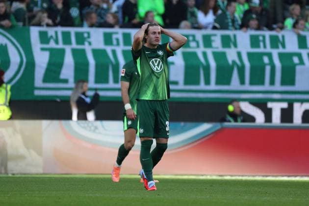 VfL vs. Stuttgart, 1. BL Wolfsburg, 18.10.2025, FUßBALL - VfL Wolfsburg vs. VfB Stuttgart, 1. BL, Saison 2025 26. Mattias Svanberg (VfL Wolfsburg) Wolfsburg