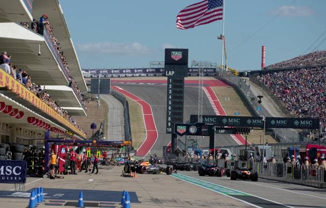 FORMULA 1 MSC CRUISES UNITED STATES GRAND PRIX 2025 18.10.2025, Circuit of The Americas, Austin, FORMULA 1 MSC CRUISES UNITED STATES GRAND PRIX 2025 , im Bild Alle Fahrer stellen sich zum Start des Qualifikation auf.