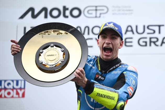 AUSTRALIAN MOTOGP, Raul Fernandez of Spain for Trackhouse Racing celebrates winning the MotoGP Grand Prix of the 2025 Australian Motorcycle Grand Prix at Phillip Island Grand Prix Circuit, on Phillip Island, Victoria, Sunday, October 19, 2025. ( NO ARCHIVING, EDITORIAL USE ONLY PHILLIP ISLAND VICTORIA AUSTRALIA  Copyright: xJOELxCARRETTx 20251019130737041859