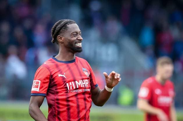 Enttaeuschung bei Omar Traore 23 (1FC Heidenheim 1846) nach einer vergebenen Chance, 1. FC Heidenheim 1846 vs. SV Werder Bremen, DFL, Bundesliga, Saison 2025 2026, Voith Arena, Hinrunde, 7. Spieltag, 18.10.2025 DFB regulations prohibit any use of photographs as image sequences and or quasi-video Heidenheim Baden-Wuerttemberg Deutschland