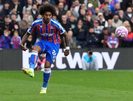 Chris Richards of Crystal Palace Crystal Palace v AFC Bournemouth, Premier League, Football, Selhurst Park, London, UK - 18 Oct 2025London Selhurst Park United Kingdom EDITORIAL USE ONLY No use with unauthorised audio, video, data, fixture lists, club league logos or live services. Online in-match use limited to 120 images, no video emulation. No use in betting, games or single club league player publications. Copyright: xAlanxWalter Shutterstockx 15544975ch