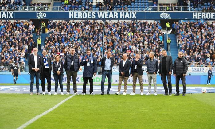 19.10.2025, xtvx, Fussball 2.Bundesliga, SV Darmstadt 98 - 1.FC Magdeburg v.l. Präsident Ruediger Fritsch (nach 13 Jahren in diesem Amt, 17 Jahren im Praesidium) und Wolfgang Arnold (nach 29 Jahren im Praesidium) Verabschiedung (DFL DFB REGULATIONS PROHIBIT ANY USE OF PHOTOGRAPHS as IMAGE SEQUENCES and or QUASI-VIDEO) Darmstadt