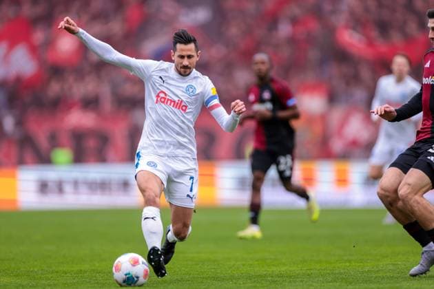 19.10.2025, 2. Bundesliga, 9. Spieltag, 1. FC Nürnberg - Holstein Kiel, Steven Skrzybski (Holstein Kiel), Nürnberg Max Morlock Stadion Bayern Deutschland xRHR-FOTO DEx Copyright: DennisxEwert RHR-FOTOx RHR-FOTO DE