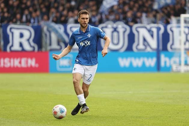 19.10.2025, xtvx, Fussball 2.Bundesliga, SV Darmstadt 98 - 1.FC Magdeburg v.l. Sergio Lopez (SV Darmstadt 98) Freisteller, runs with the ball (DFL DFB REGULATIONS PROHIBIT ANY USE OF PHOTOGRAPHS as IMAGE SEQUENCES and or QUASI-VIDEO) Darmstadt